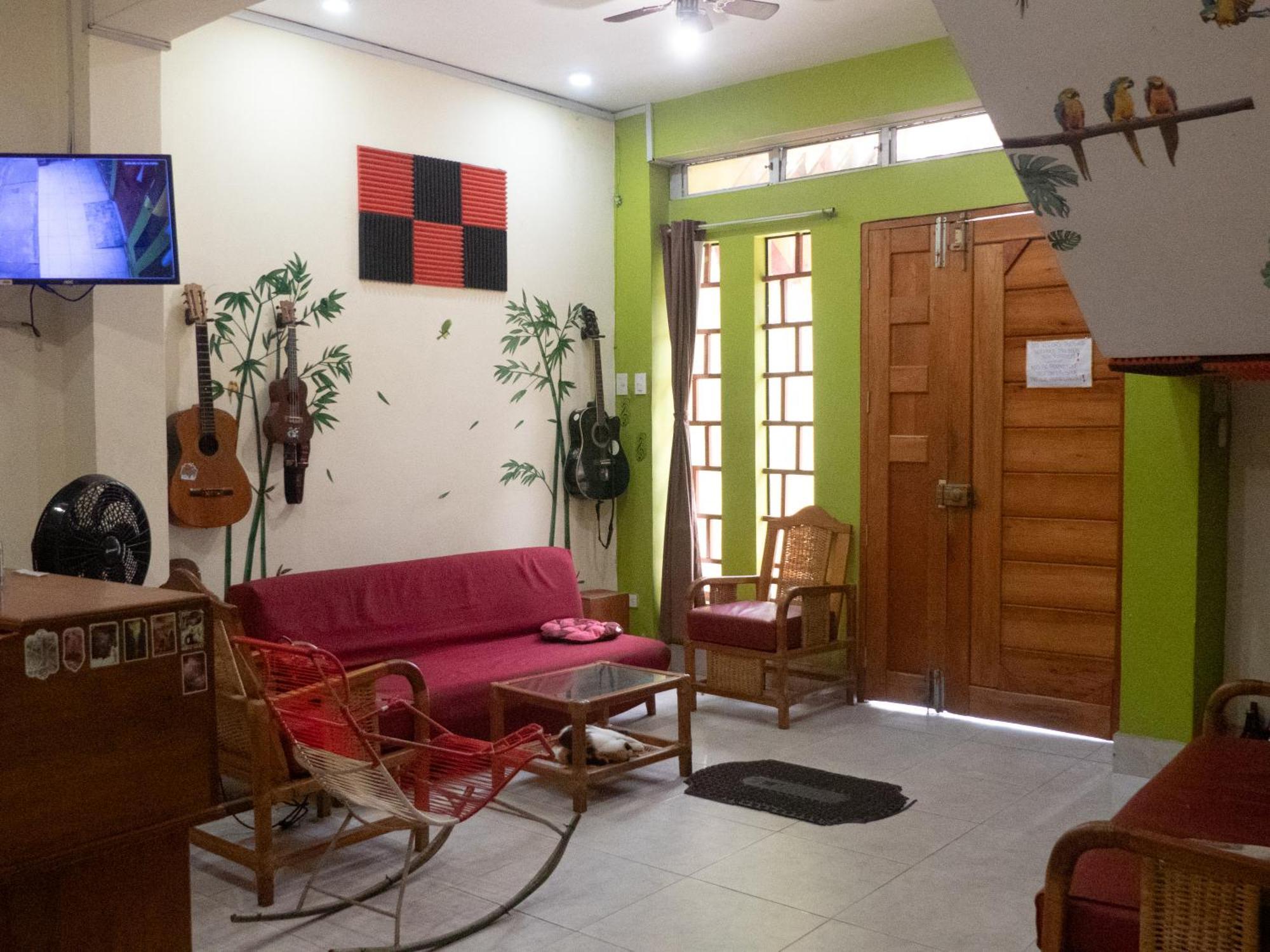 Moicca Youth Hostel Iquitos Exteriör bild